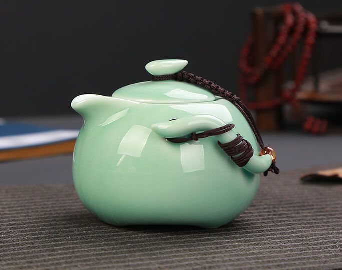 Two Cup Porcelain Traveling Tea Set. Great "On-The-Go" *